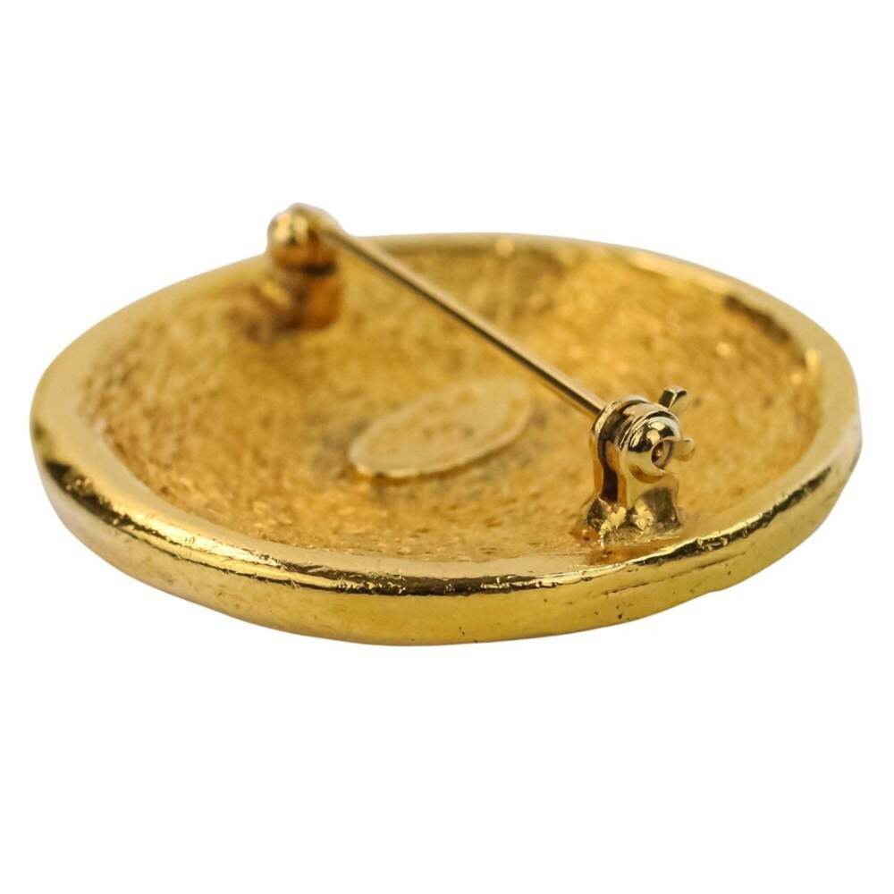 CHANEL Authentic Vintage Gold Brooch - Picture 8 of 16